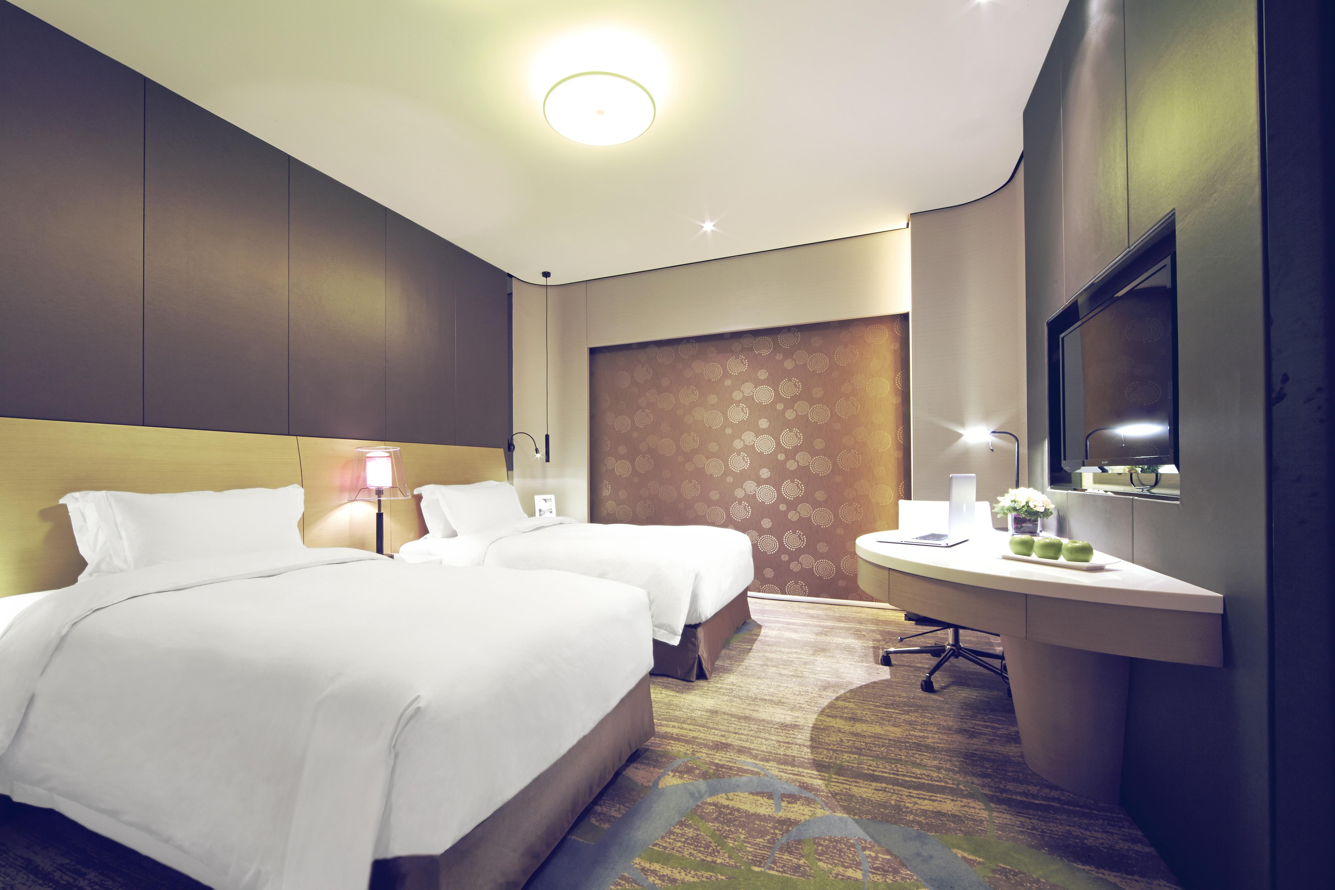 Equatorial 5*